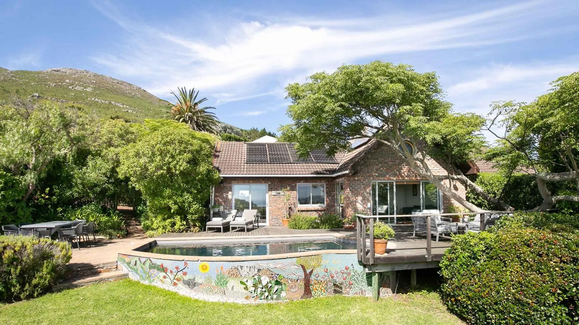 Holiday home Noordhoek'S Hidden Gem - Backup Power Cape Town